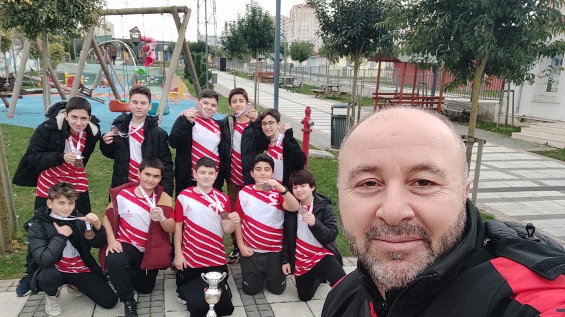 İstanbul Gençlik Oyunları Yıldız Voleybol Takımımız 3 Olmuştur